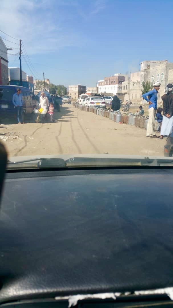 These pictures were take from the car on the way to work. They show an endless queue of gas cylinders in the middle of a road in the Yemeni capital Sana'a. 1liter gasoline costs 2 US$. Photos: Abdo Ramadan 